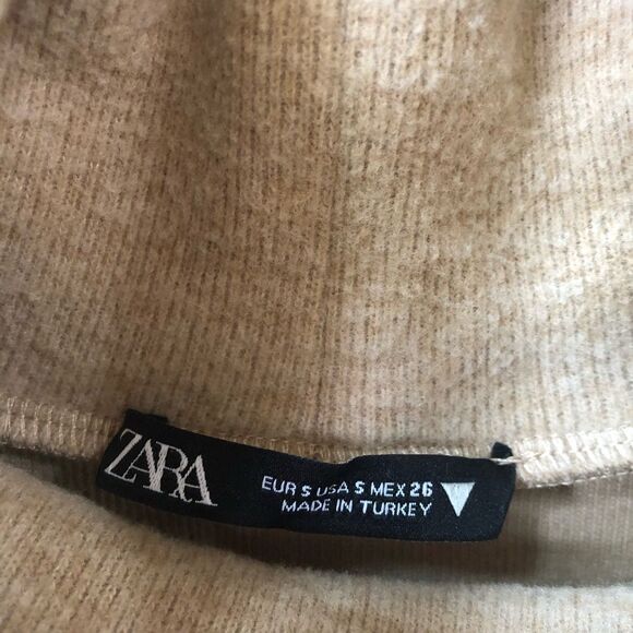 Zara Mock Neck Belted Sleeveless Top - Picture 5 of 6